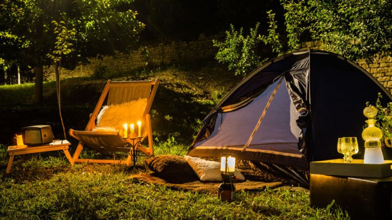 Zelten im Garten – Mit diesen Ideen und Tipps klappt’s
