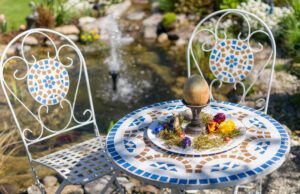 Mosaik-Gartentisch