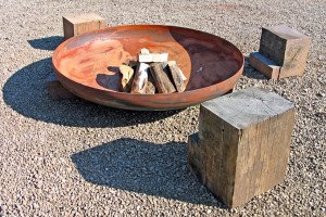 Feuerstelle anlegen: Diese 20 Ideen sorgen für Lagerfeuerromantik