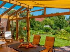 Baldachin im Wintergarten als Sonnenschutz