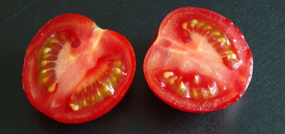 Tomaten entkernen – 2 Methoden mit Anleitung