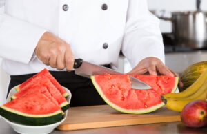 Melone schneiden