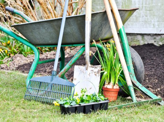 Gartengeräte Aufbewahrung - 3 clevere Ideen die fast nichts kosten