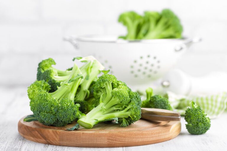Brokkoli Nährwerte – Das steckt drin im grünen Gemüse