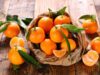 Clementine mit leicht oranger Schale