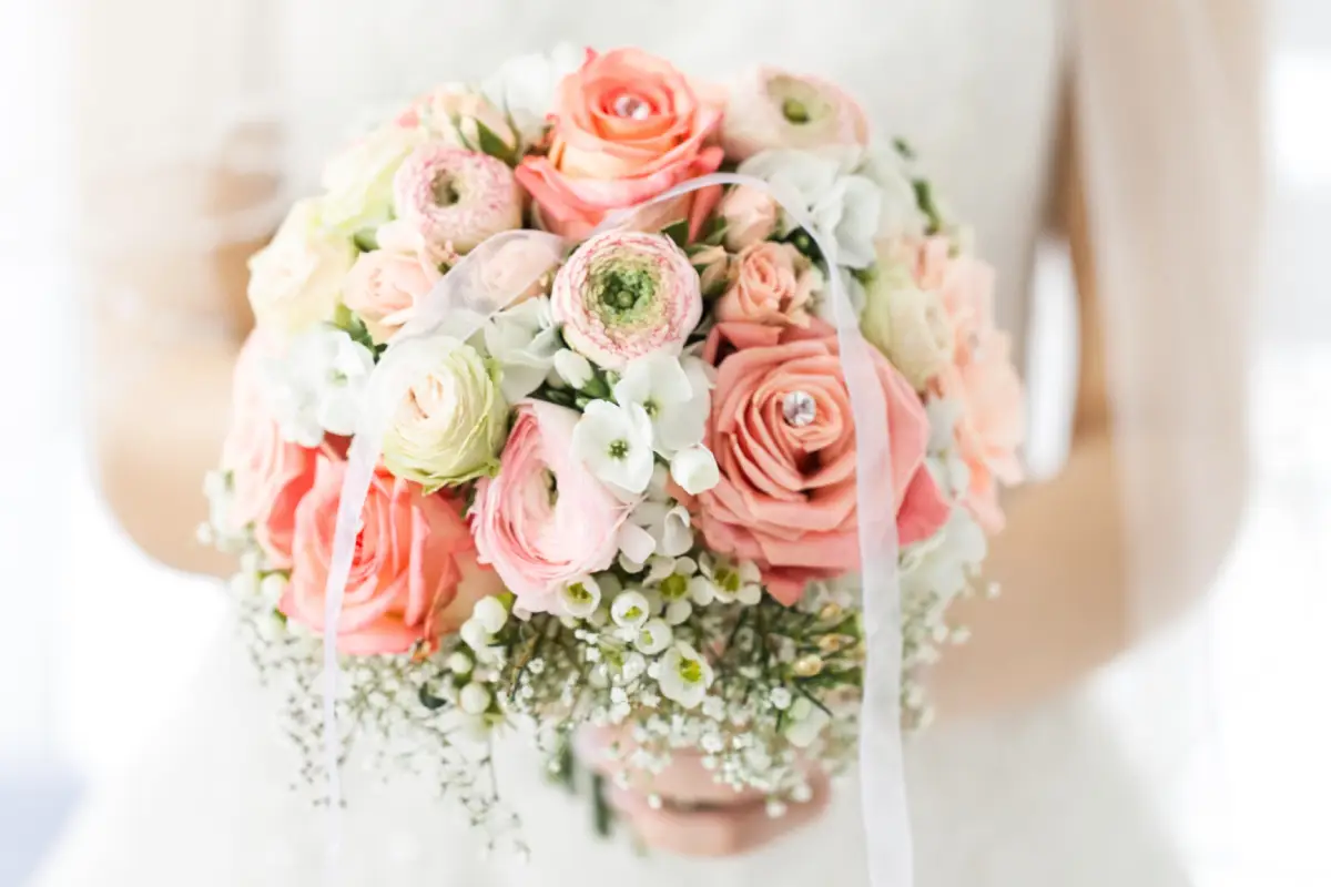 Brautstrauß selber machen Biedermeier-Strauß