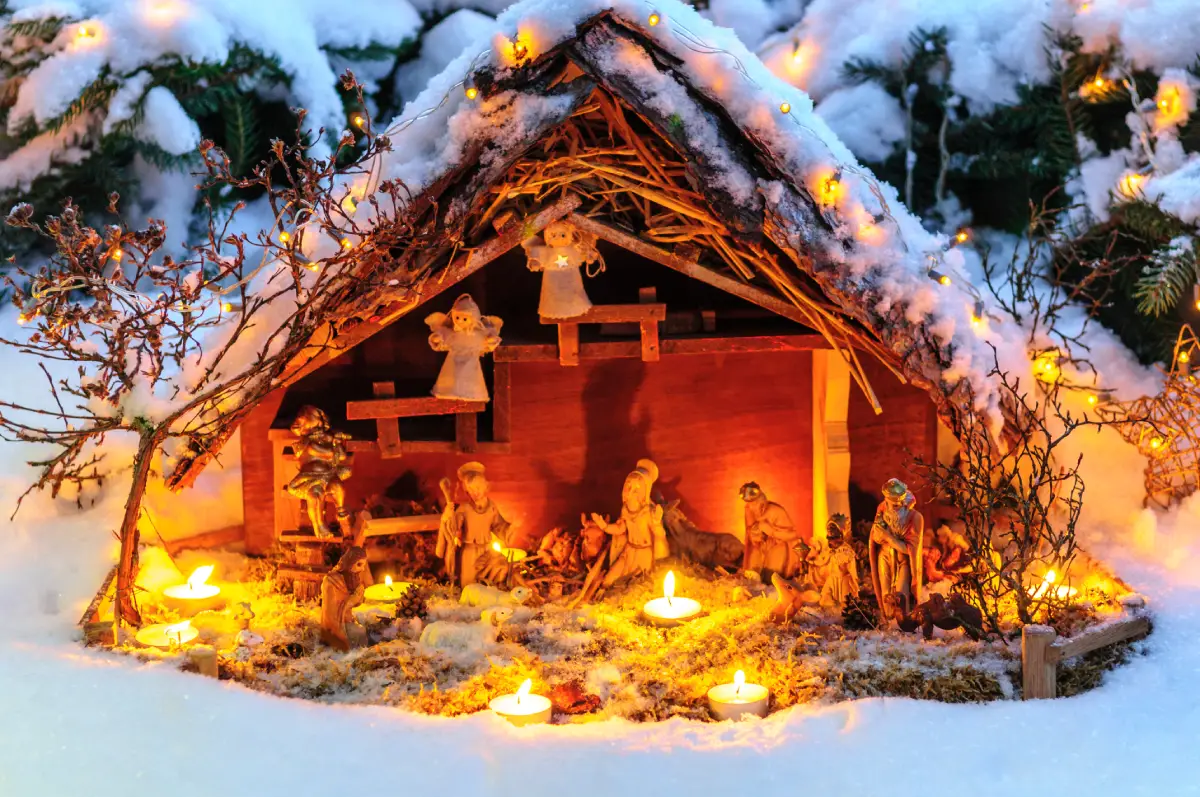 16 Ideen: Weihnachtsdeko für Ihren Garten